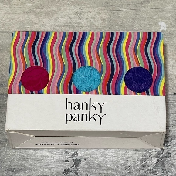HANKY PANKY Signature Lace Original Rise Thong 3-PackAssorted Colors